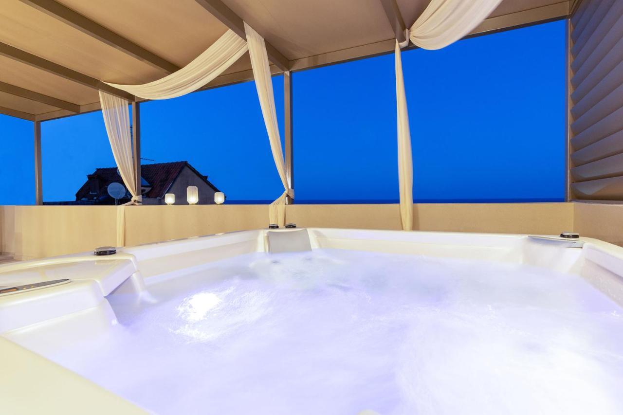 Vedi Town Luxury Apartment Zakynthos Buitenkant foto