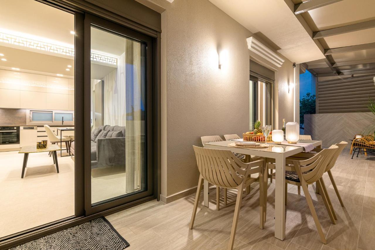 Vedi Town Luxury Apartment Zakynthos Buitenkant foto