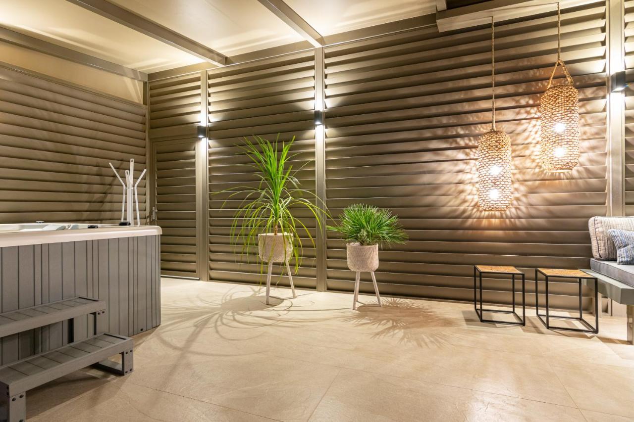 Vedi Town Luxury Apartment Zakynthos Buitenkant foto